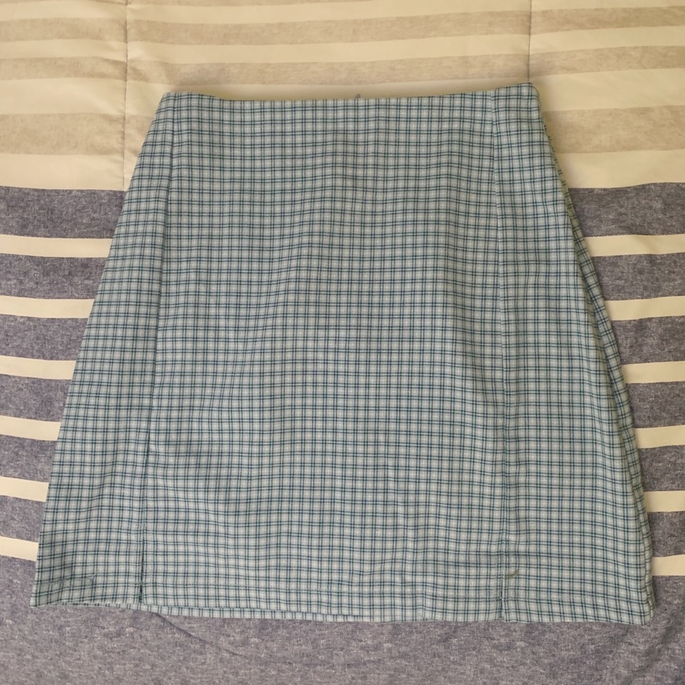 SOLD THROUGH INSTA Brandy Melville Cara Skirt